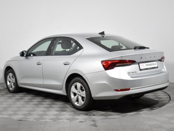 Skoda Octavia IV (A8) с пробегом 2021 года, цена 1 979 900 рублей, 152143 км, лифтбек, Автокод Объявления