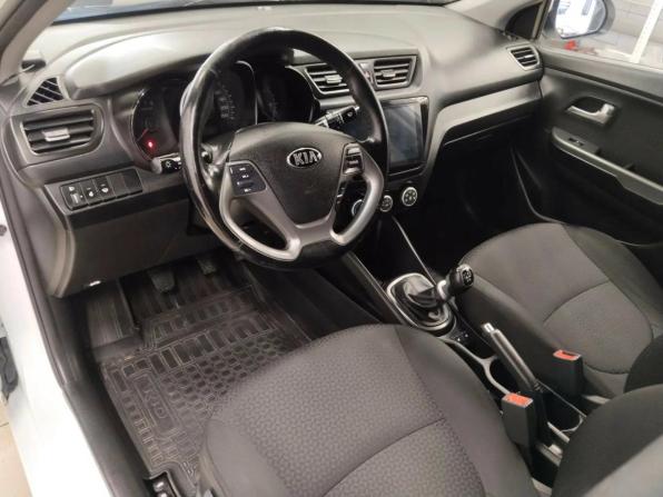 Kia Rio III Рестайлинг с пробегом 2016 года, цена 931 964 рубля, 124000 км, седан, Автокод Объявления