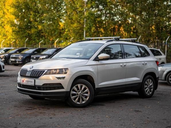 Skoda Karoq I с пробегом 2020 года, цена 2 099 000 рублей, 165473 км, внедорожник, Автокод Объявления