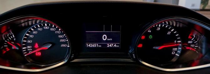 Peugeot 308 II Рестайлинг с пробегом 2018 года, цена 1 211 000 рублей, 142656 км, универсал, Автокод Объявления