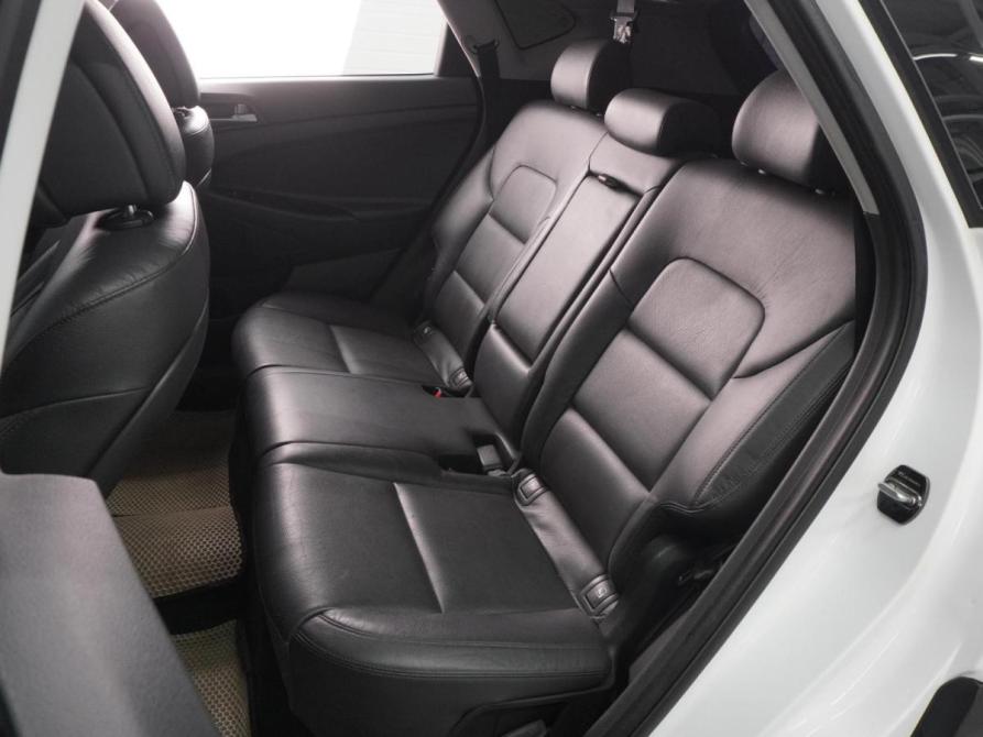 Hyundai Tucson III Воронеж  - изображение 9