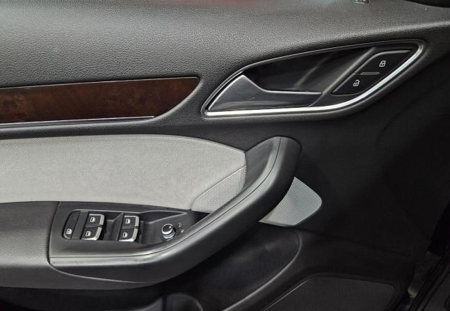 Audi Q3 I (8U) с пробегом 2012 года, цена 1 459 000 рублей, 152172 км, внедорожник, Автокод Объявления