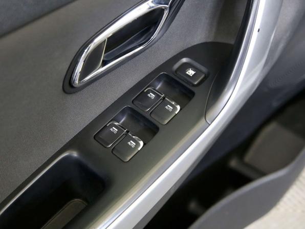 Kia Ceed II Рестайлинг с пробегом 2015 года, цена 825 000 рублей, 214845 км, хэтчбек, Автокод Объявления