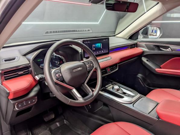 Haval Jolion I Рестайлинг с пробегом 2025 года, цена 2 405 000 рублей, 1453 км, внедорожник, Автокод Объявления