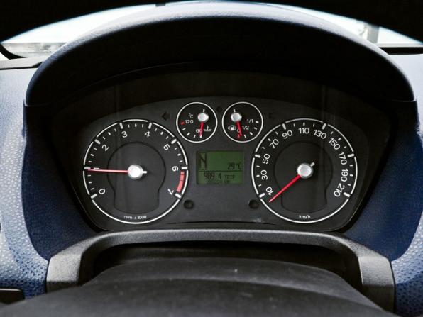 Ford Fiesta Mk5 с пробегом 2007 года, цена 329 000 рублей, 205223 км, хэтчбек, Автокод Объявления