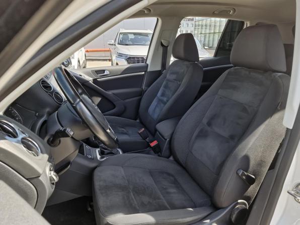Volkswagen Tiguan I Рестайлинг с пробегом 2013 года, цена 1 539 000 рублей, 137570 км, внедорожник, Автокод Объявления