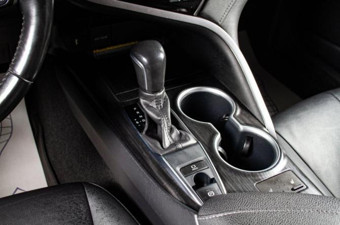 Toyota Camry VIII (XV70) Рестайлинг с пробегом 2021 года, цена 3 609 000 рублей, 71000 км, седан, Автокод Объявления