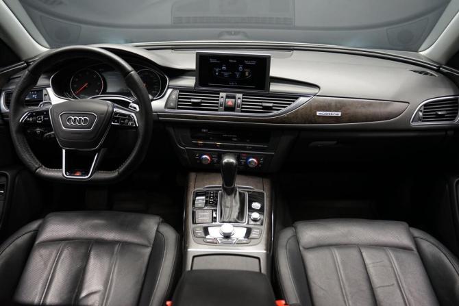 Audi A6 IV (C7) Рестайлинг с пробегом 2017 года, цена 2 950 000 рублей, 168470 км, седан, Автокод Объявления