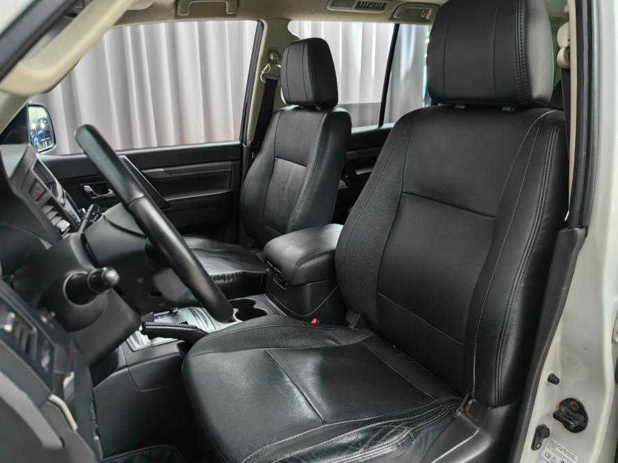 Mitsubishi Pajero IV Рестайлинг 1 Подольск  - изображение 6