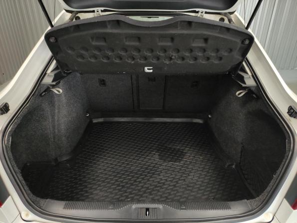 Skoda Octavia II (A5) Рестайлинг с пробегом 2012 года, цена 849 000 рублей, 222000 км, лифтбек, Автокод Объявления