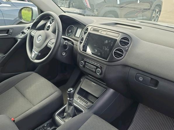 Volkswagen Tiguan I Рестайлинг с пробегом 2012 года, цена 950 000 рублей, 158987 км, внедорожник, Автокод Объявления