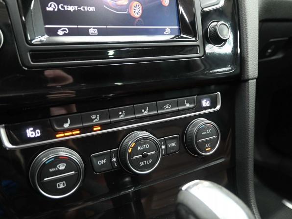 Volkswagen Golf VII с пробегом 2013 года, цена 1 429 900 рублей, 237557 км, хэтчбек, Автокод Объявления