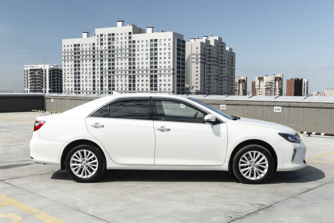Toyota Camry VII (XV50) Рестайлинг 2 с пробегом 2017 года, цена 2 560 000 рублей, 94000 км, седан, Автокод Объявления