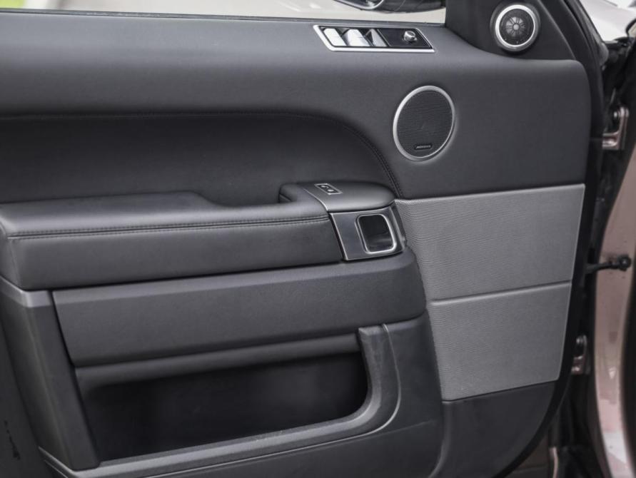 Land Rover Range Rover Sport II Рестайлинг Санкт-Петербург  - изображение 29