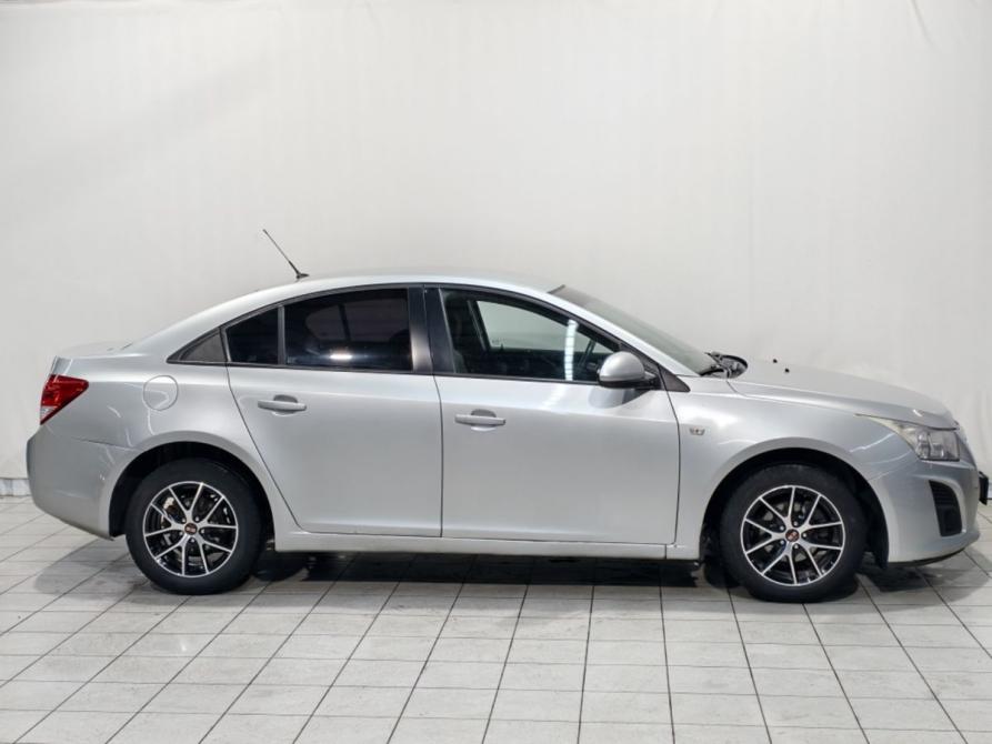 Chevrolet Cruze I Рестайлинг Курск  - изображение 4