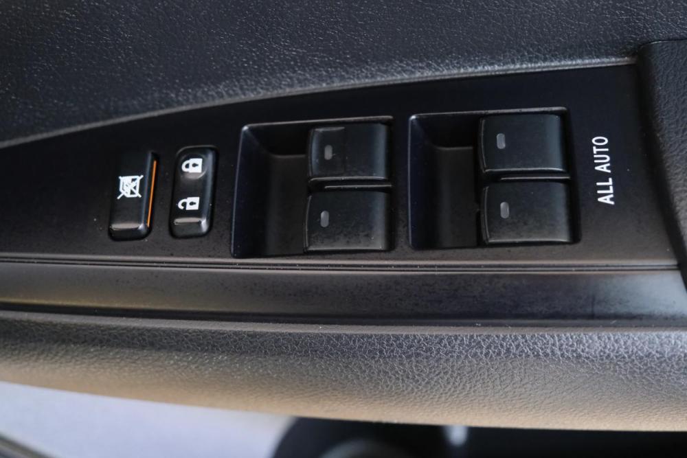 Toyota Corolla XI (E160 E170 E180) Рестайлинг 1 Омск  - изображение 9