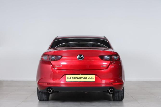 Mazda 3 IV (BP) с пробегом 2020 года, цена 1 899 000 рублей, 40224 км, седан, Автокод Объявления