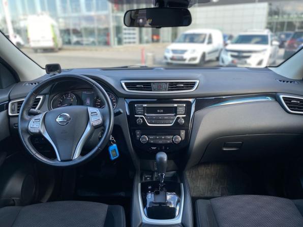 Nissan Qashqai II с пробегом 2018 года, цена 1 799 000 рублей, 61800 км, внедорожник, Автокод Объявления