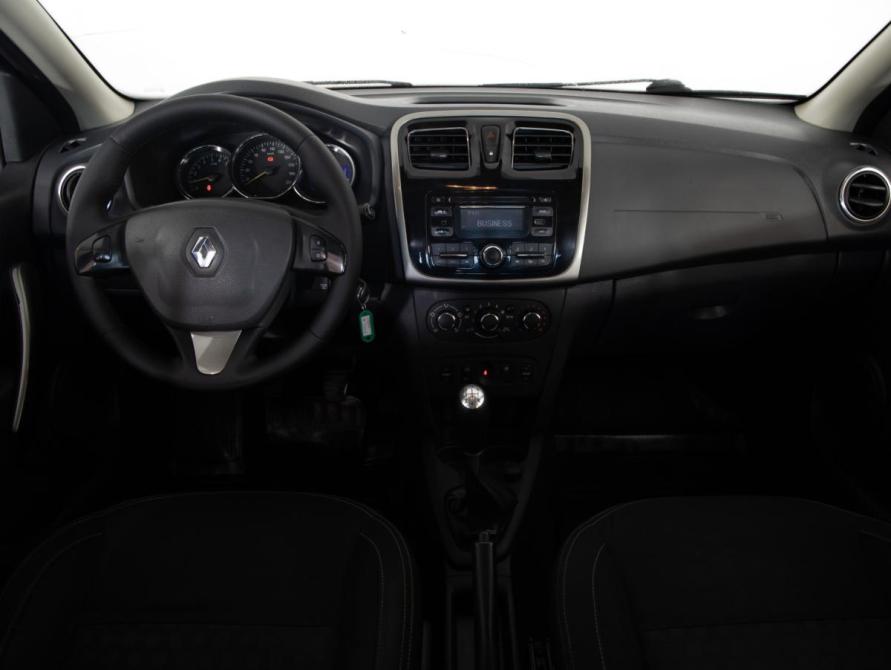 Renault Logan II Санкт-Петербург  - изображение 9