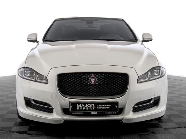 Jaguar XJ IV (X351) Рестайлинг с пробегом 2016 года, цена 3 390 000 рублей, 40122 км, седан, Автокод Объявления
