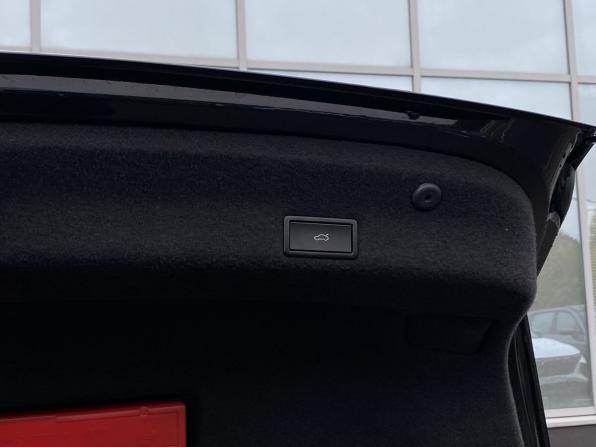 Volkswagen Passat B8 с пробегом 2015 года, цена 1 699 000 рублей, 101855 км, седан, Автокод Объявления