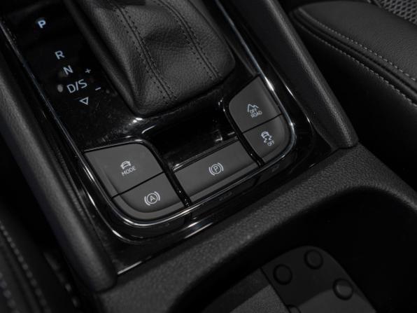 Skoda Karoq I с пробегом 2021 года, цена 2 770 000 рублей, 43771 км, внедорожник, Автокод Объявления