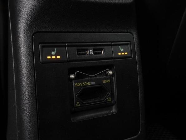 Skoda Octavia III (A7) Рестайлинг с пробегом 2019 года, цена 2 279 000 рублей, 183849 км, лифтбек, Автокод Объявления