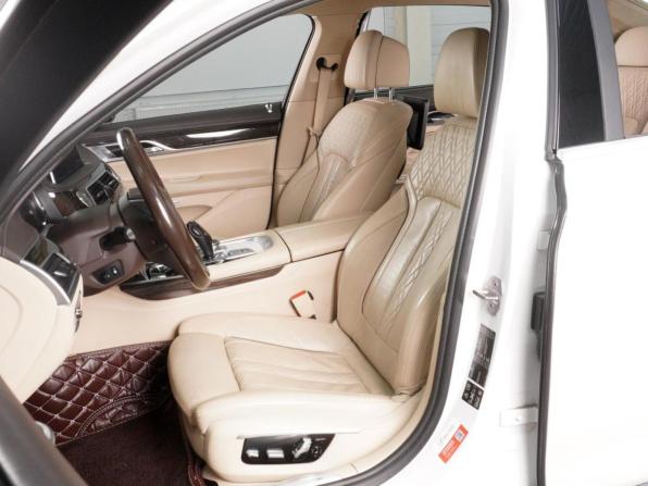 BMW 7 серии VI (G11/G12) с пробегом 2015 года, цена 3 565 000 рублей, 131521 км, седан, Автокод Объявления