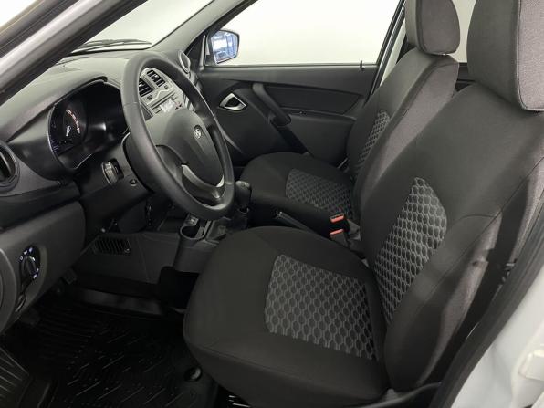 Lada (ВАЗ) Granta I Рестайлинг с пробегом 2025 года, цена 1 020 000 рублей, 5408 км, лифтбек, Автокод Объявления