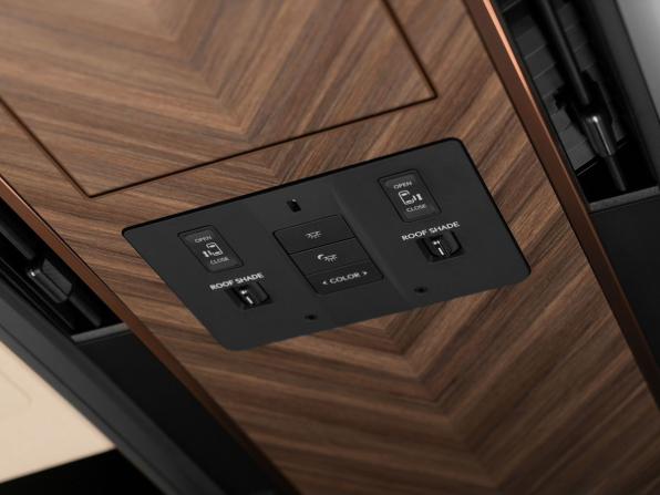 Lexus LM II с пробегом 2024 года, цена 14 900 000 рублей, 22311 км, минивэн, Автокод Объявления