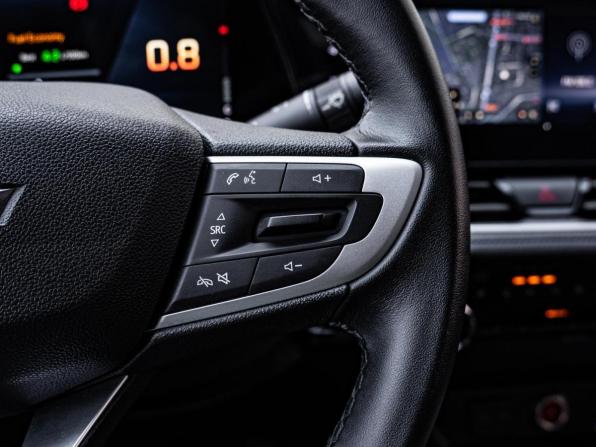 Chevrolet Monza II Рестайлинг с пробегом 2023 года, цена 1 650 000 рублей, 21988 км, седан, Автокод Объявления