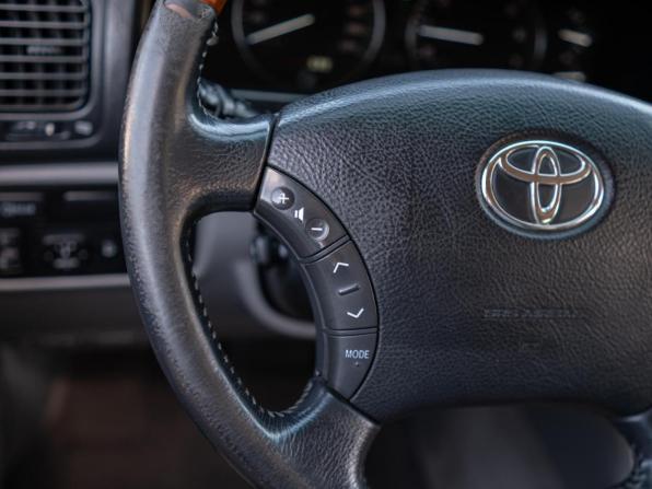 Toyota Land Cruiser 100 Series Рестайлинг 2 с пробегом 2007 года, цена 3 099 000 рублей, 252599 км, внедорожник, Автокод Объявления