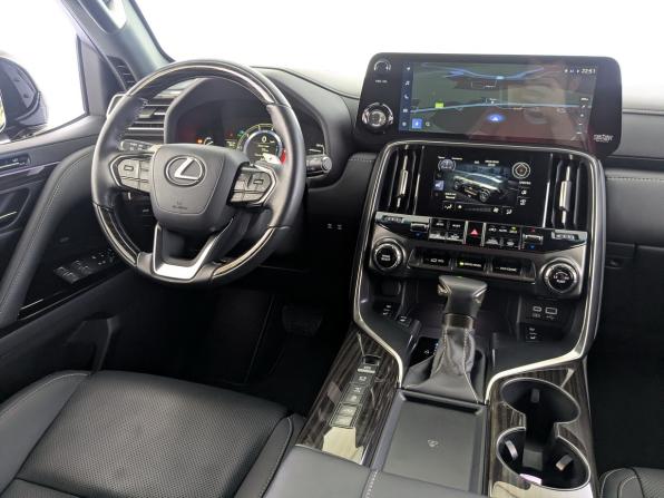 Lexus LX IV с пробегом 2025 года, цена 19 500 000 рублей, 15160 км, внедорожник, Автокод Объявления