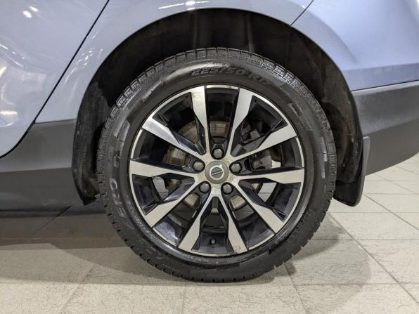 Volvo V40 II Рестайлинг с пробегом 2019 года, цена 2 390 000 рублей, 65640 км, хэтчбек, Автокод Объявления