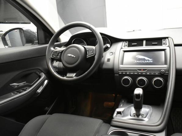 Jaguar E-Pace I с пробегом 2019 года, цена 2 780 000 рублей, 76616 км, внедорожник, Автокод Объявления