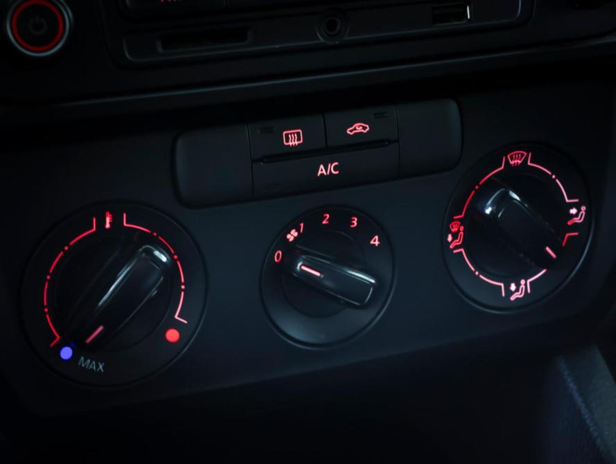 Volkswagen Jetta VI Рестайлинг Москва  - изображение 17