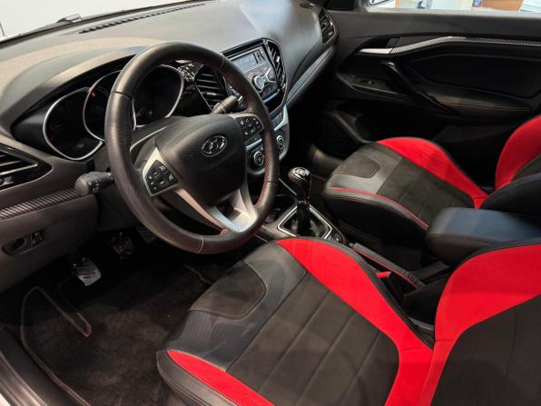 Lada (ВАЗ) Vesta I с пробегом 2022 года, цена 1 590 000 рублей, 35399 км, седан, Автокод Объявления