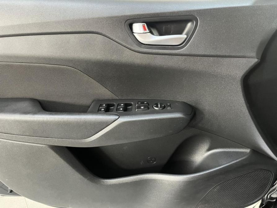 Hyundai Solaris II Курск  - изображение 15