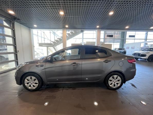 Kia Rio III Рестайлинг с пробегом 2015 года, цена 880 000 рублей, 183701 км, седан, Автокод Объявления