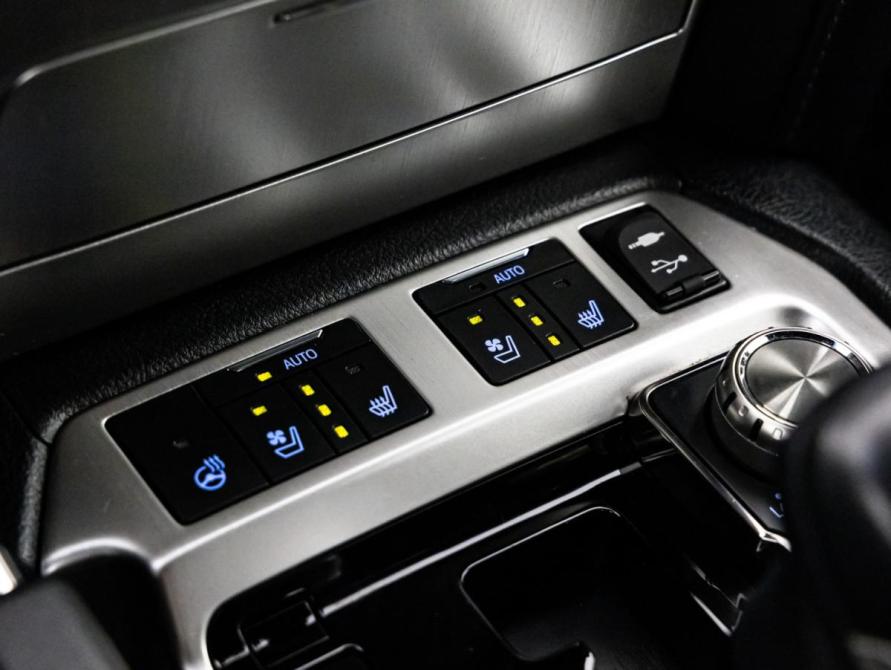 Toyota Land Cruiser 200 Series Рестайлинг 2 Санкт-Петербург  - изображение 21