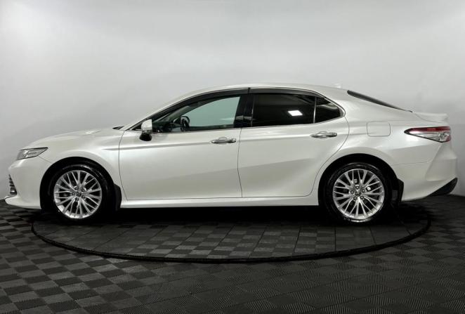 Toyota Camry VII (XV50) Рестайлинг 2 с пробегом 2018 года, цена 2 800 000 рублей, 117137 км, седан, Автокод Объявления