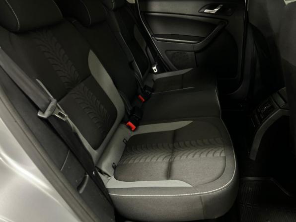 Skoda Yeti I Рестайлинг с пробегом 2015 года, цена 1 140 000 рублей, 241785 км, внедорожник, Автокод Объявления
