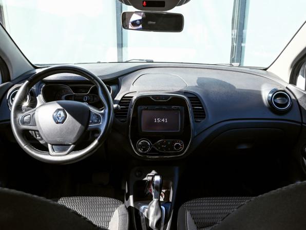 Renault Kaptur I с пробегом 2018 года, цена 1 499 000 рублей, 155000 км, внедорожник, Автокод Объявления