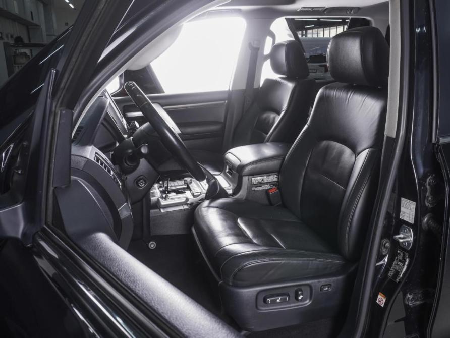 Toyota Land Cruiser 200 Series Рестайлинг 2 Ростов-на-Дону  - изображение 10