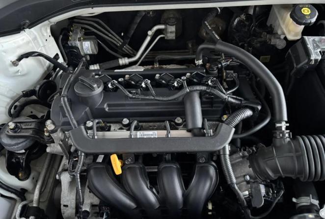 Hyundai Solaris II с пробегом 2018 года, цена 1 350 000 рублей, 124298 км, седан, Автокод Объявления