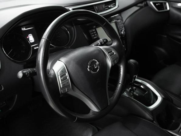 Nissan Qashqai II с пробегом 2015 года, цена 1 410 000 рублей, 76400 км, внедорожник, Автокод Объявления