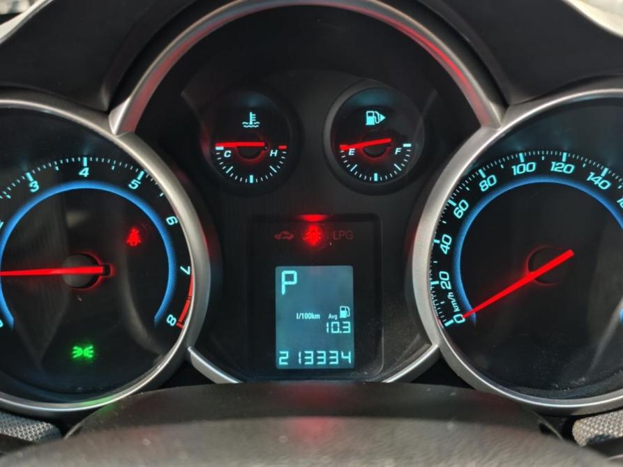 Chevrolet Cruze I Рестайлинг Курск  - изображение 11