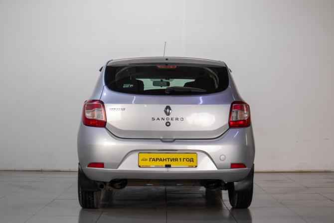 Renault Sandero II с пробегом 2014 года, цена 599 000 рублей, 130000 км, хэтчбек, Автокод Объявления