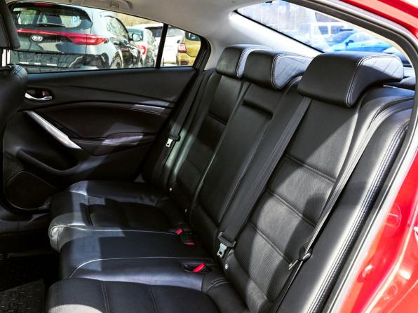 Mazda 6 III (GJ) Рестайлинг с пробегом 2015 года, цена 1 710 000 рублей, 209132 км, седан, Автокод Объявления