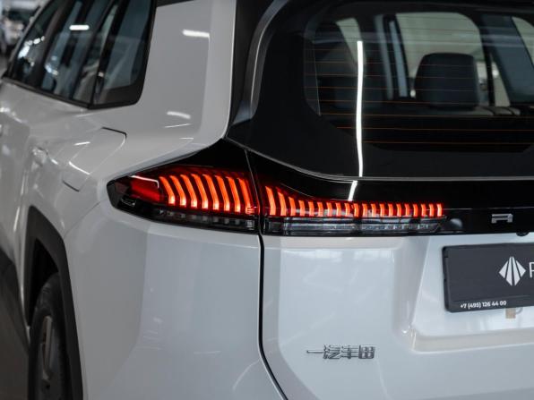 Toyota RAV4 VI (XA60) с пробегом 2025 года, цена 4 050 000 рублей, 18 км, внедорожник, Автокод Объявления